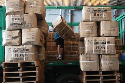 青島海關創新舉措 13.5噸侵權'龍口粉絲'有償轉讓回原權利人